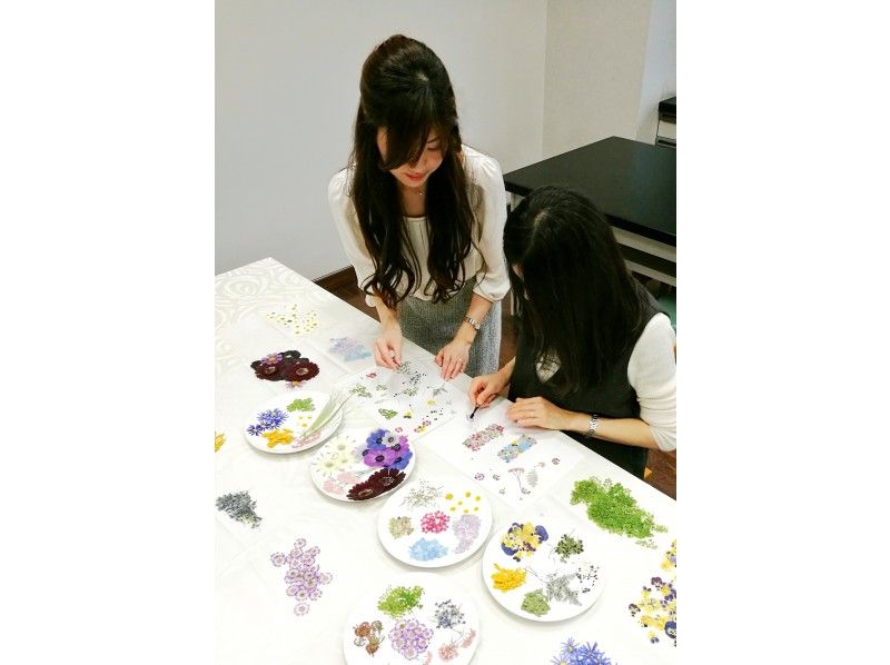 [Osaka-Shi, Nagai Station] Press flower ballpoint pen and mechanical pencil making experience-participation by hand is OK! A homely classroom ♪の紹介画像
