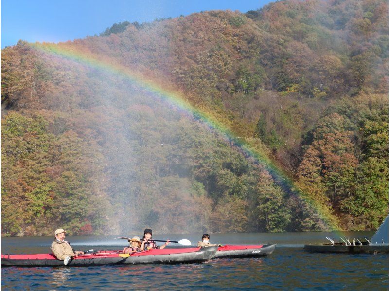 群馬縣綠道市☆3歲以上即可乘車！草崎湖獨木舟之旅☆旅行中免費照片！の紹介画像