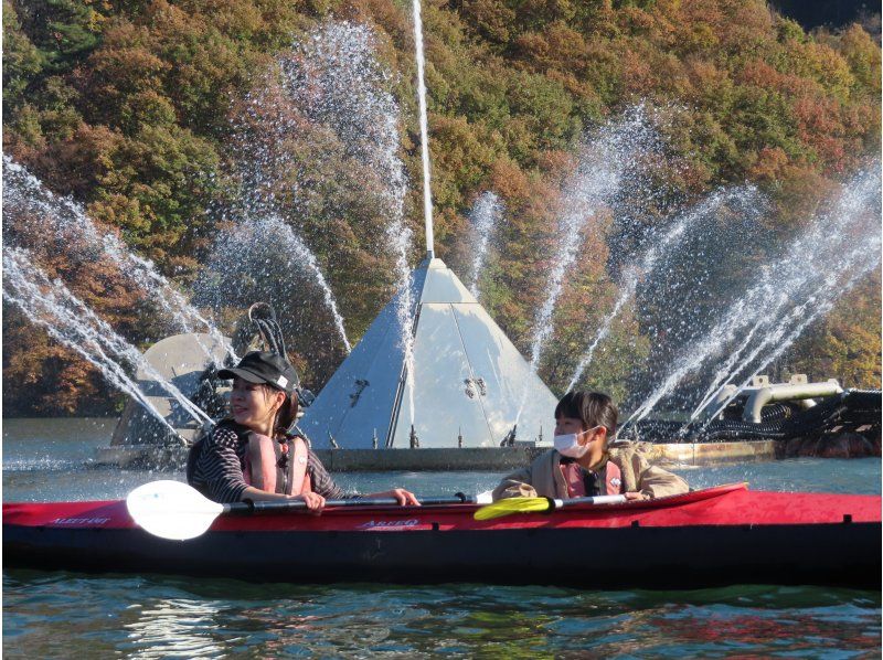 群馬縣綠道市☆3歲以上即可乘車！草崎湖獨木舟之旅☆旅行中免費照片！の紹介画像