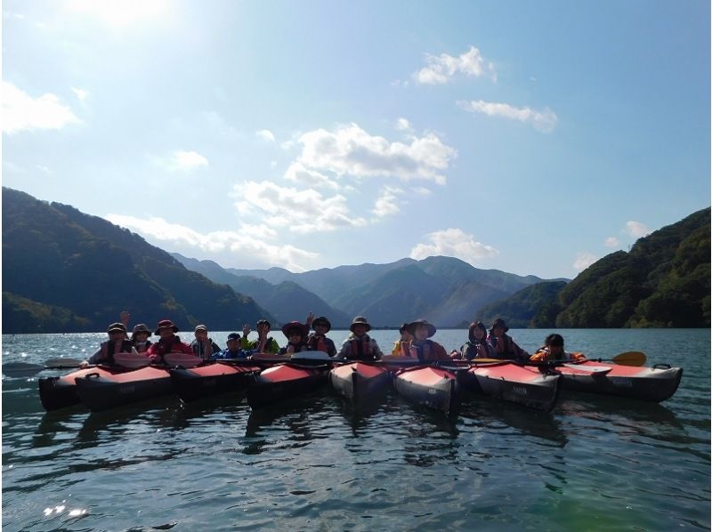 群馬縣綠道市☆3歲以上即可乘車！草崎湖獨木舟之旅☆旅行中免費照片！の紹介画像