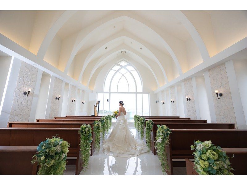 【沖縄・那覇】琉装・洋装でウェディングフォト！大満足間違いなし♪の紹介画像