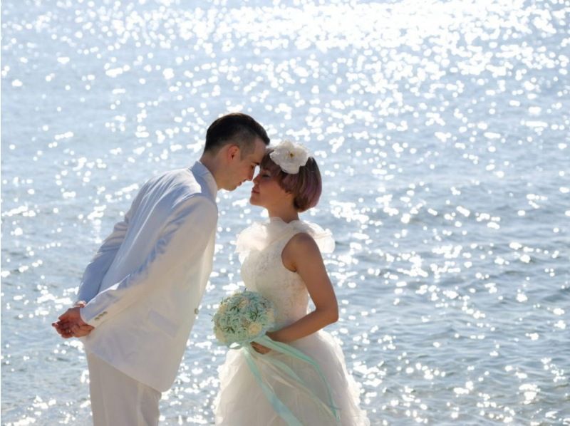 [沖縄主島]那覇接送課程！由一位專業攝影師拍的婚禮照片在一個白色沙灘優質＆最低價格の紹介画像