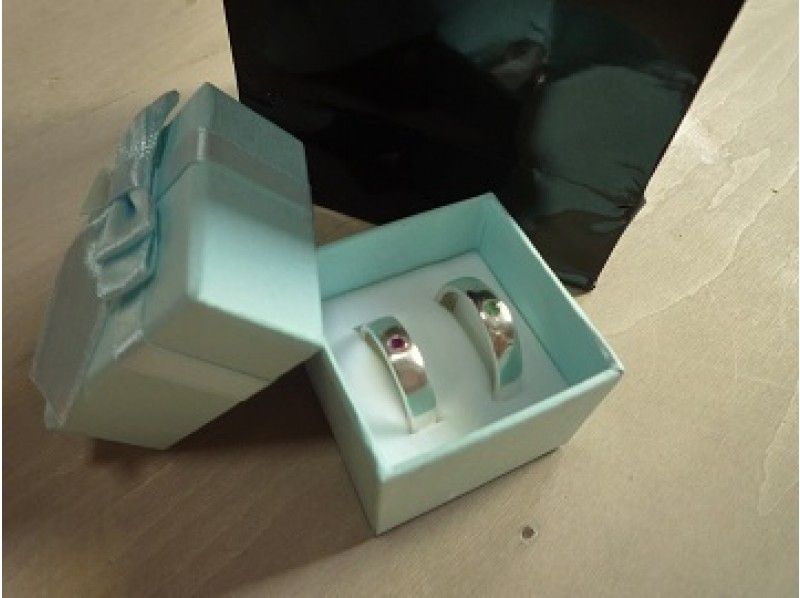 [大阪- 附近的車站]銀色配件製作經驗[結婚戒指套餐]以最好的結束創造永恆的愛の紹介画像