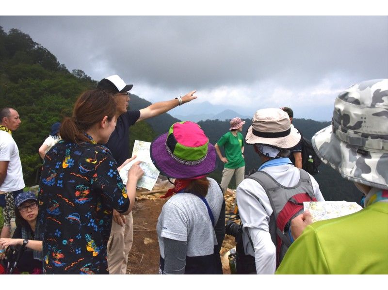 【栃木県・奥日光】秋の絶景紅葉を楽しもう！ネイチャートレッキング社山【催行決定】の紹介画像