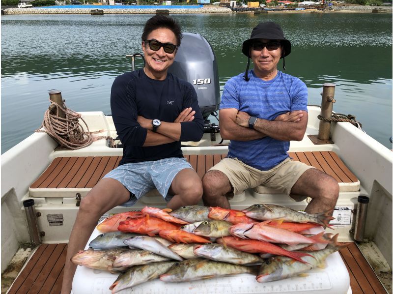 【奄美大島】手ぶら船釣り１日コース ※お弁当付き＆居酒屋へ釣った魚を持ち込み可能！の紹介画像