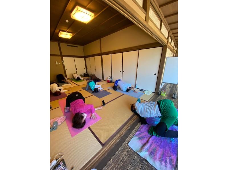 【東京・早稲田・1/24（土）開催】日本庭園ナイトヨガ～2本立てでリラックスの紹介画像