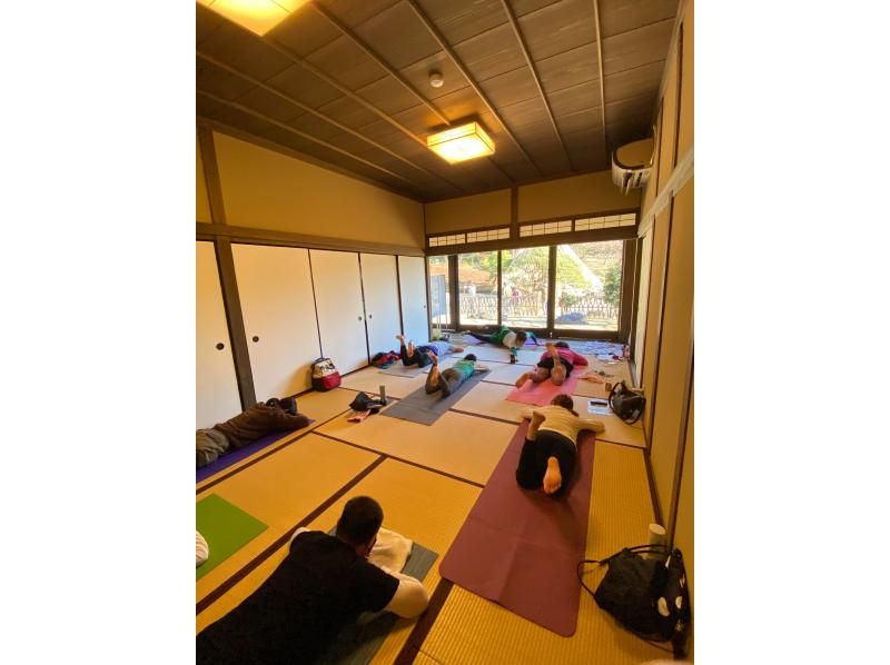 【東京・早稲田・1/24（土）開催】日本庭園ナイトヨガ～2本立てでリラックスの紹介画像