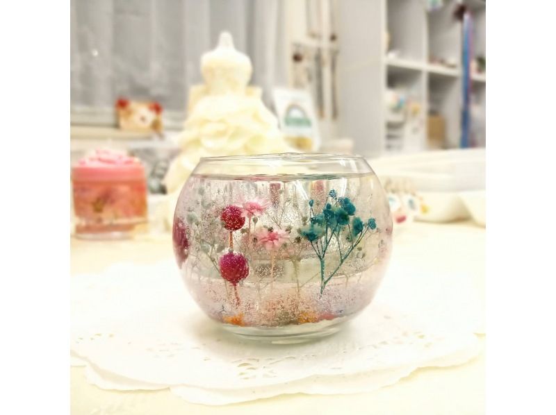 透明ジェルにお花が映える♪【ボタニカルキャンドルホルダー 丸型】リラックスタイムに♪クリスマスやイベントにも！の紹介画像