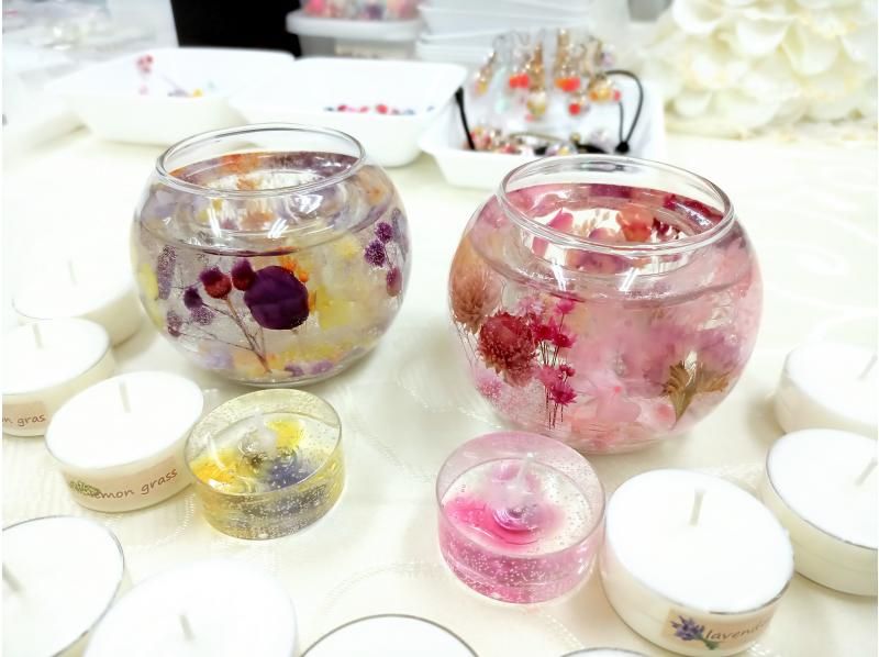 透明ジェルにお花が映える♪【ボタニカルキャンドルホルダー 丸型】リラックスタイムに♪クリスマスやイベントにも！の紹介画像