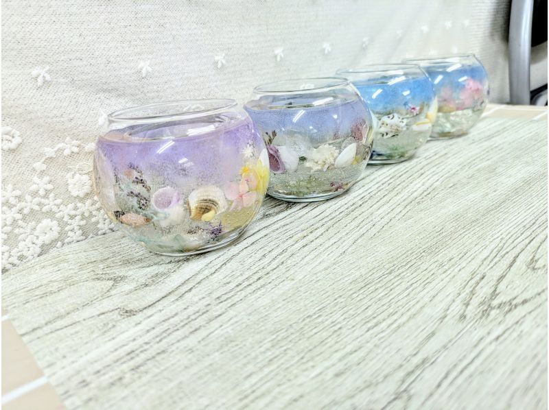 透明ジェルにお花が映える♪【ボタニカルキャンドルホルダー 丸型】リラックスタイムに♪クリスマスやイベントにも！の紹介画像