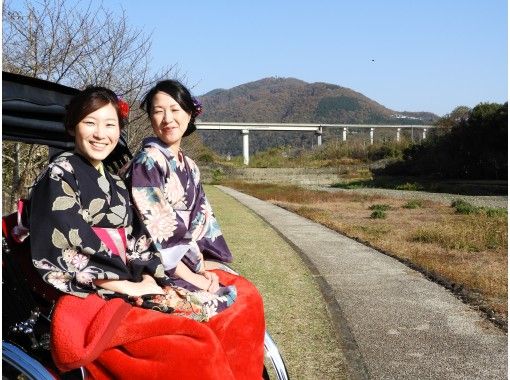 徳島 美馬市 江戸時代へタイムスリップ うだつの町並みで人力車体験 10分コース アクティビティジャパン 徳島 美馬市 江戸時代へタイムスリップ うだつの町並みで人力車体験 10分コース アクティビティジャパン