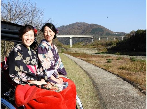 徳島 美馬市 江戸時代へタイムスリップ うだつの町並みで人力車体験 分コース アクティビティジャパン