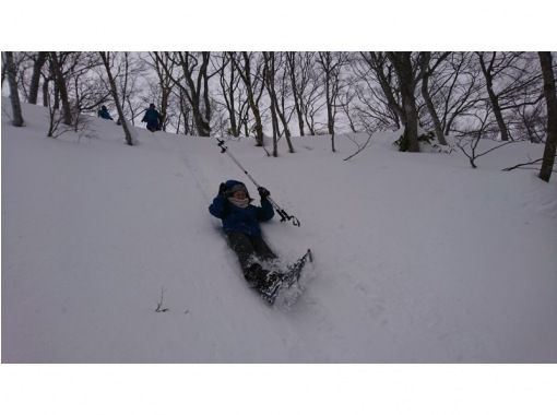 snowshoeing in jeans