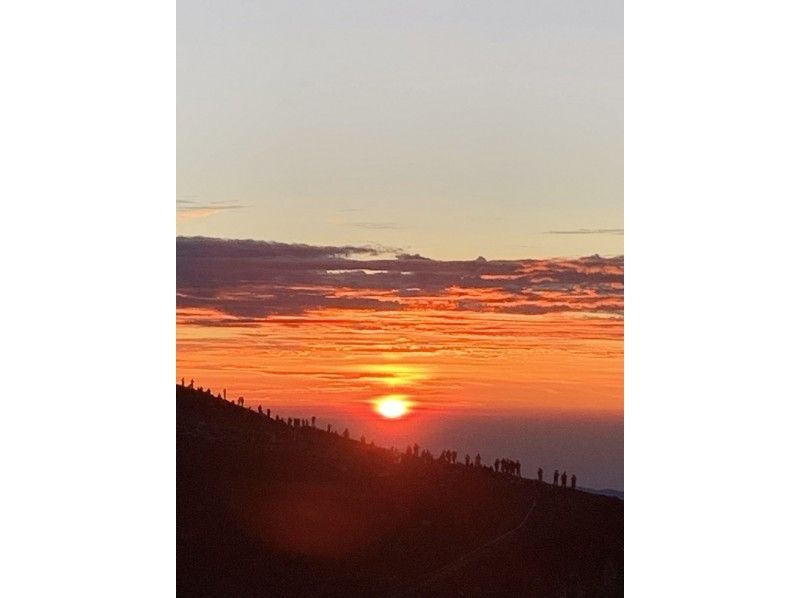 [Shizuoka / Mt. Fuji] Small group (8 people) Guided Mt. Fuji climbing tour 2022 "Slow enjoyment plan 2 nights 3 days"の紹介画像