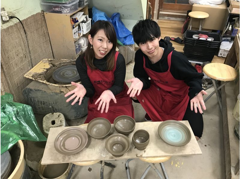 【兵庫・尼崎】駅より徒歩2分！結婚２０年目磁器婚式プラン！陶芸体験（６個つくる電動ろくろコース）の紹介画像