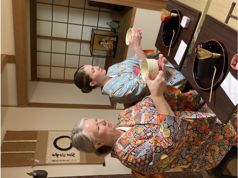 [Hiroshima/Miyajima]Japan Culture Experience"tea ceremony" in kimonoの紹介画像