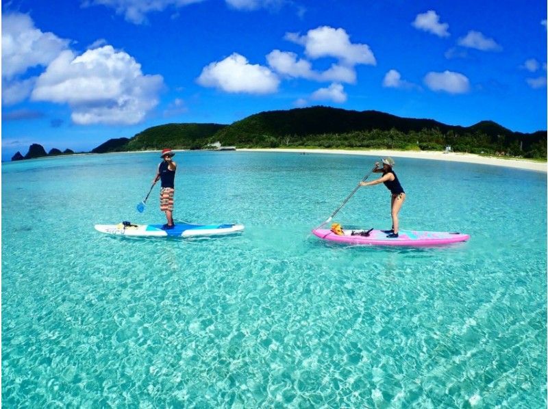 [Okinawa / Zamami] Beginners are welcome! Perfect measures against corona! SUP & Sea Turtle Snorkel Course (2h) Photo Present!の紹介画像