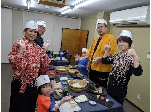 Making Sushi Kyoto Umemori Sushi School