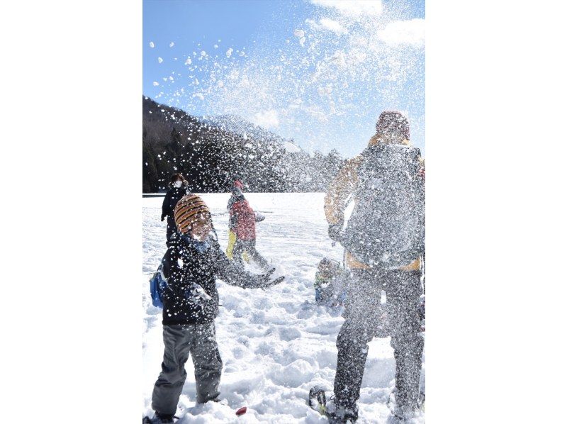 【栃木・奥日光】パウダースノーで雪遊び！ちびっこスノーシュー2025の紹介画像