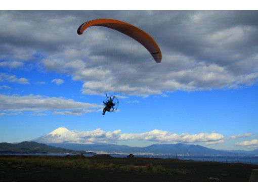 Miho no Matsubara / Mt. Fuji] What! This is it! Paragliding two-seater  experience that can fly over the sea | ActivityJapan