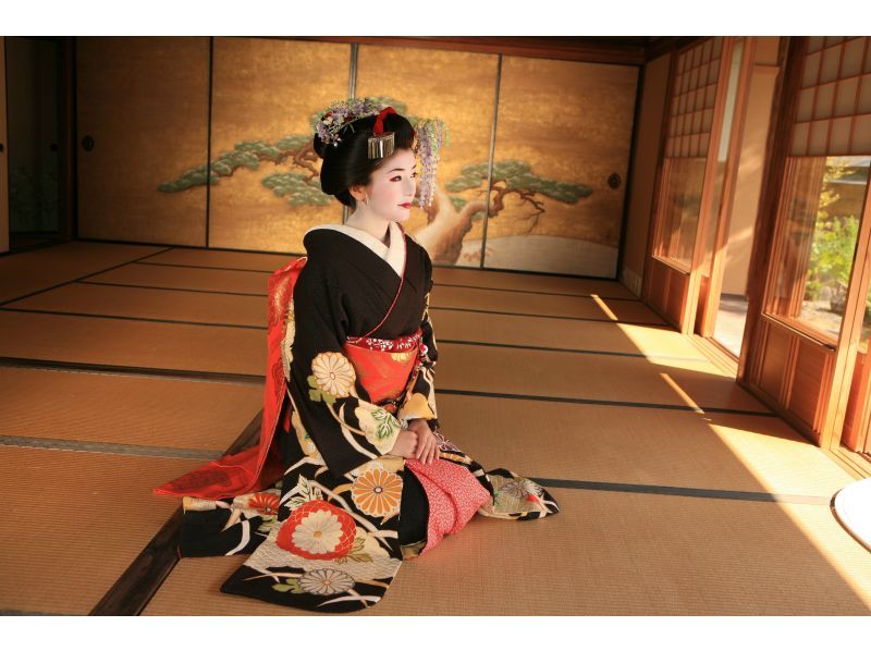 "SALE!" [Kiyomizu-dera Temple, Kyoto] Experience being a maiko at a reasonable price! Maiko photoshoot plan 18,000 yen → 8,900 yen (excluding tax)の紹介画像