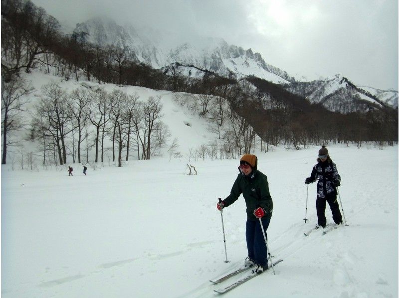 【群馬・みなかみ】歩くスキーを体験！ネイチャースキー1日コースの紹介画像