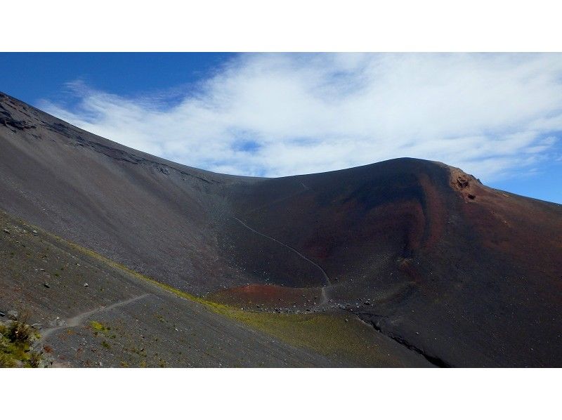 [Mt. Fuji/Mt. Hoei] The impressive "Mt. Fuji Hoei Crater Tour 2024"