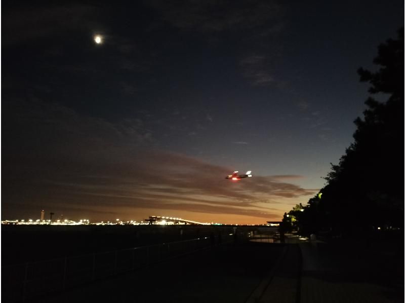 【東京・大田区】10/4（日）開催！羽田空港を見ながらビーチヨガ＆東京タワー・スカイツリービューの紹介画像