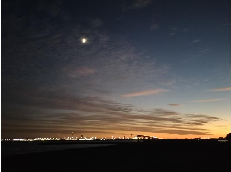 【東京・大田区】10/4（日）開催！羽田空港を見ながらビーチヨガ＆東京タワー・スカイツリービューの紹介画像