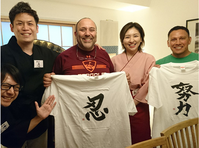 [Tokyo Sugamo] Make your own calligraphy original T-shirt! !の紹介画像