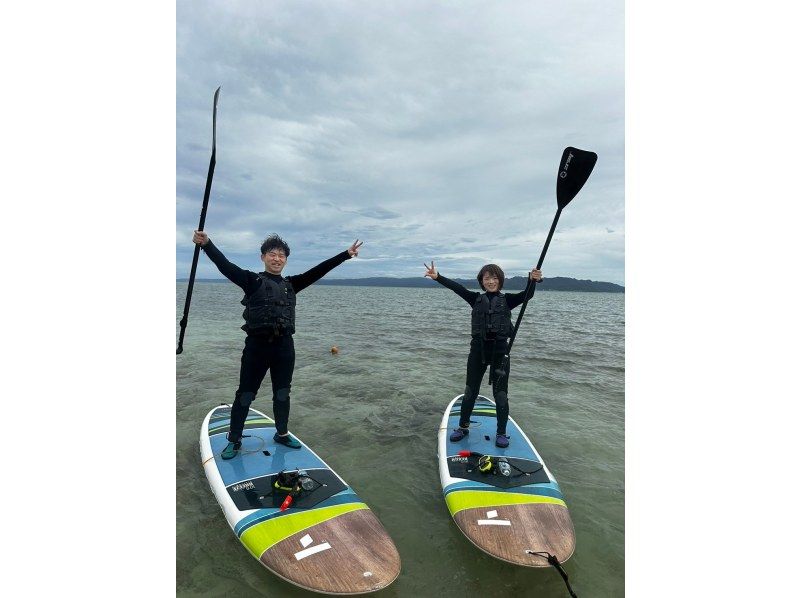 [沖繩/古宇利島/ SUP]每個團體的安全包機體驗！體驗新的感覺樹液！槳汁出租30分鐘♪の紹介画像