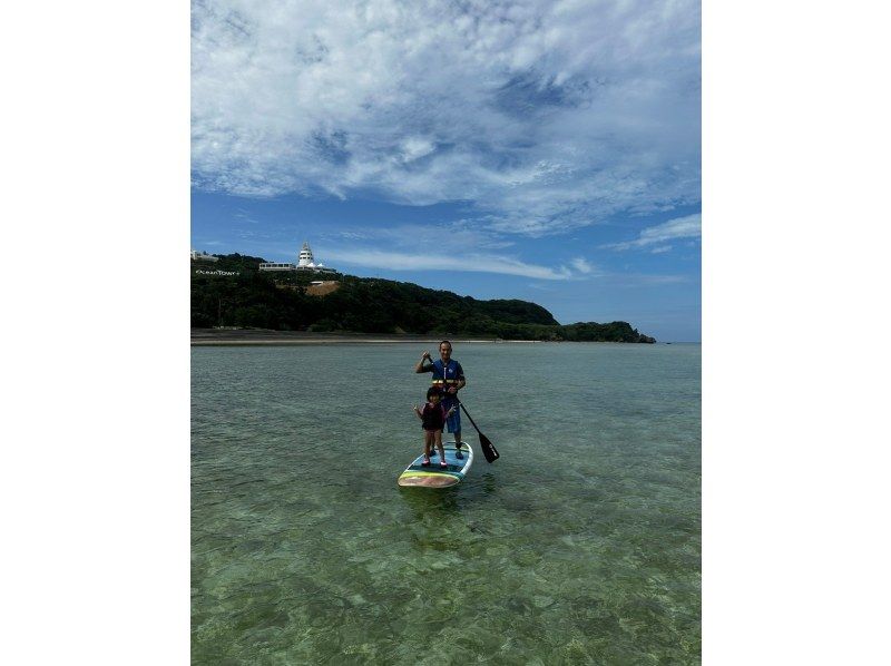 [沖繩/古宇利島/ SUP]每個團體的安全包機體驗！體驗新的感覺樹液！槳汁出租30分鐘♪の紹介画像