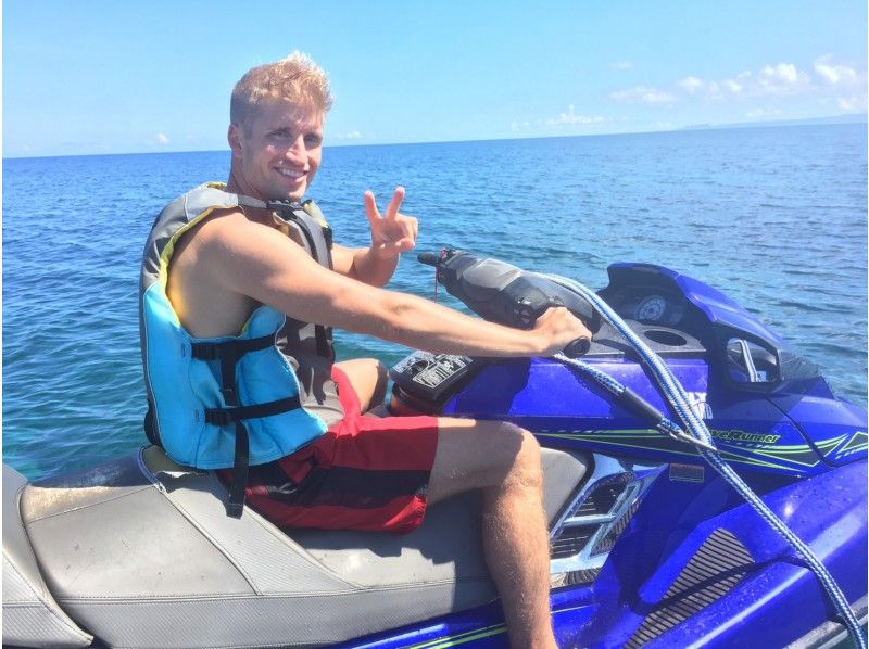 [Okinawa / Kouri Island / Personal Watercraft] Experience with a secure charter for each group! Many superb view points! Jet ski rental 60 minutes ♪の紹介画像