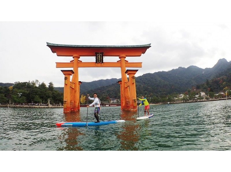 [Hiroshima/Miyajima] HIROSHIMA SUP CITY TOUR Experience a mysterious maritime tour of a World Heritage Islandの紹介画像
