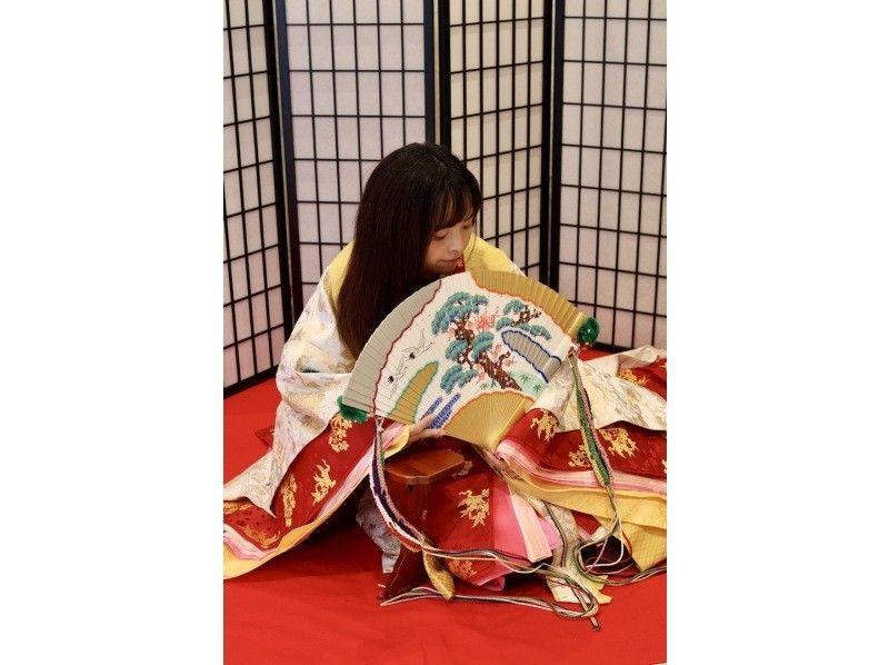 [東京平安服裝體驗]體驗穿著Junihitoe（Aoi）僅限2組！免費拍攝並帶上攝影師！の紹介画像