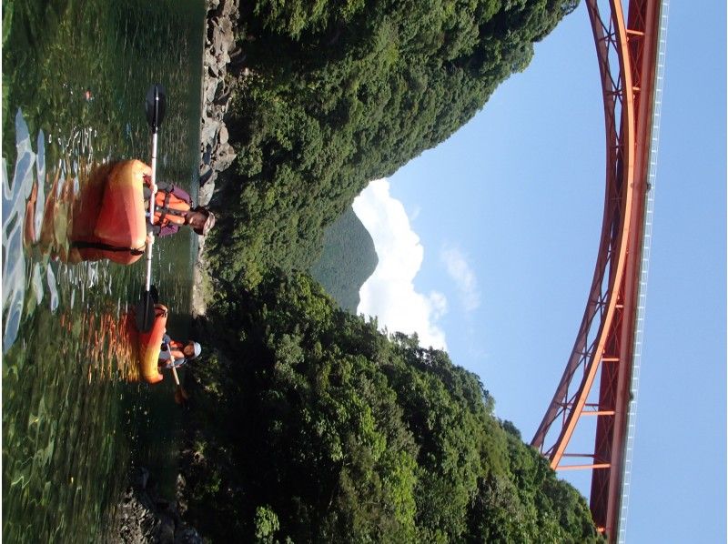 【午前・午後】初めてOK！屋久島でリバーカヤック（半日コース）の紹介画像