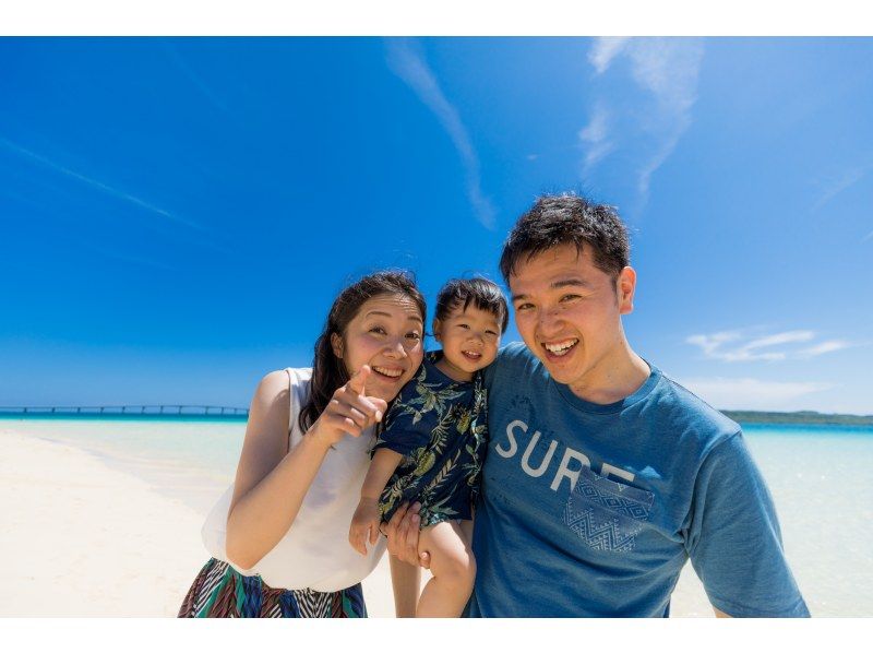 【沖縄・宮古島】絶景ビーチでファミリーフォト★補正データ60カット付き！！の紹介画像