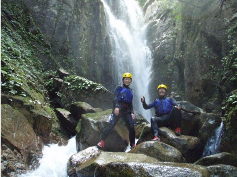【滋賀】日本の滝百選！八ッ淵の滝（1日コース）シャワークライミング　9:00集合≪SC-1≫の紹介画像