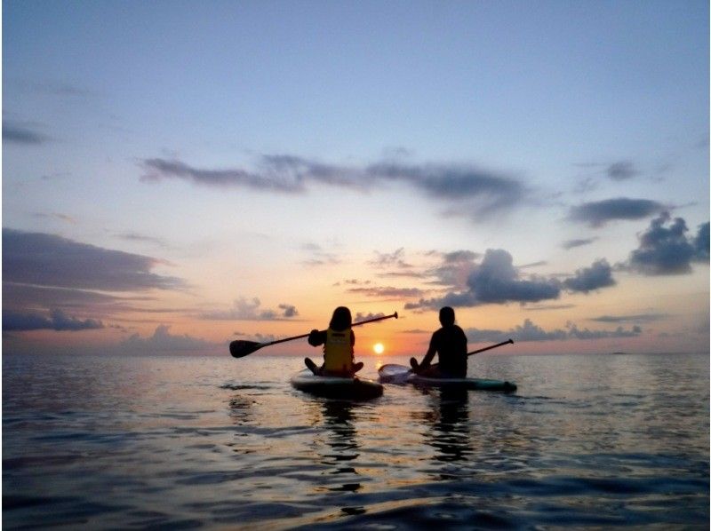 [Okinawa main island central part] Beginners OK, water walk sunset SUP tour of sunset small glow (Gopro shooting)の紹介画像
