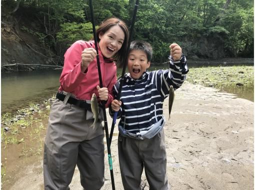 北海道 富良野 渓流フィッシング エサ釣り 春秋限定 少人数制 小学生からご年配まで初心者でもok アクティビティジャパン