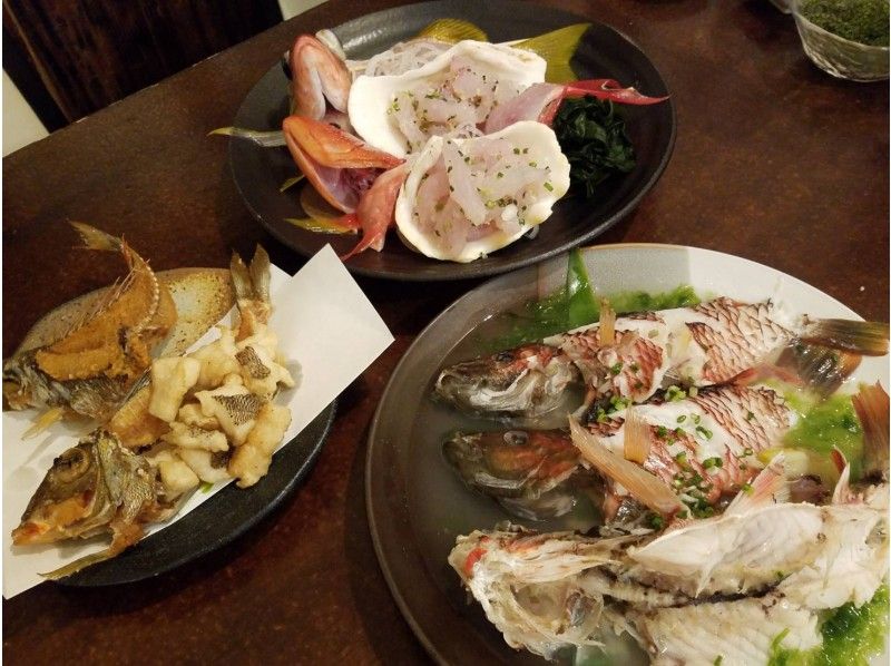 [오키나와 · 이시가키지마] 어린이 초보자 님도 즐길 수있다! 가장 인기 "체험 낚시 & 환상의 섬 & 스노클링"하루 코스の紹介画像