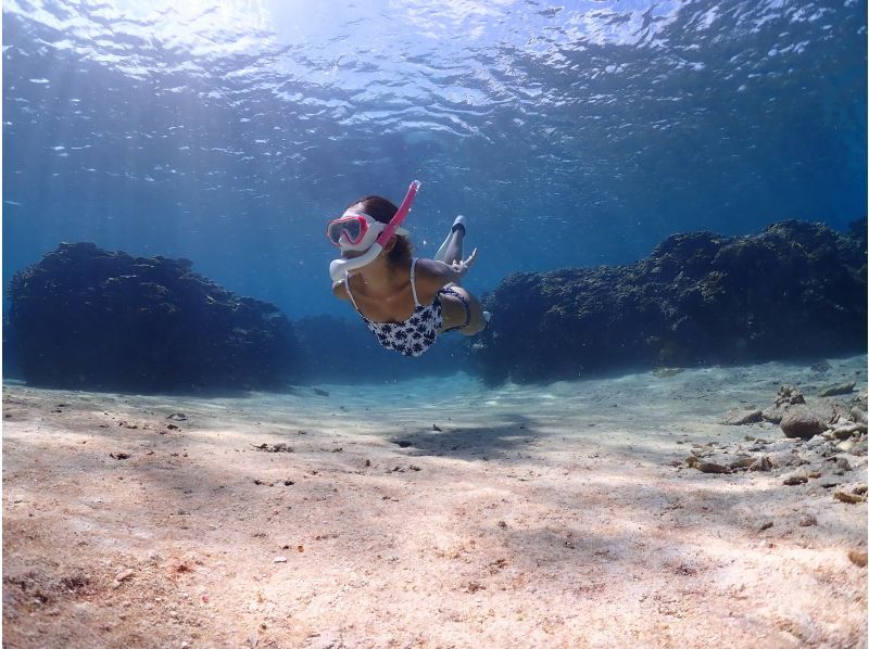 【沖縄・宮古島】1組貸切のプライべート〈ビーチスキンダイビングツアー〉　ツアー写真・動画データプレゼント の紹介画像