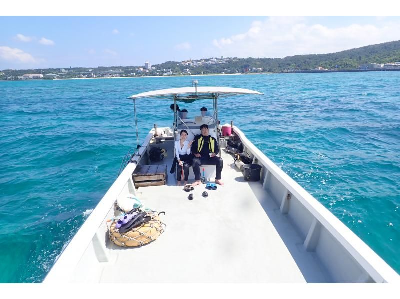 ☆Certified diving shop that is environmentally friendly according to international standards☆ [Enjoy half a day! Enjoy the blue cave and coral reef sea] Boat snorkel tourの紹介画像