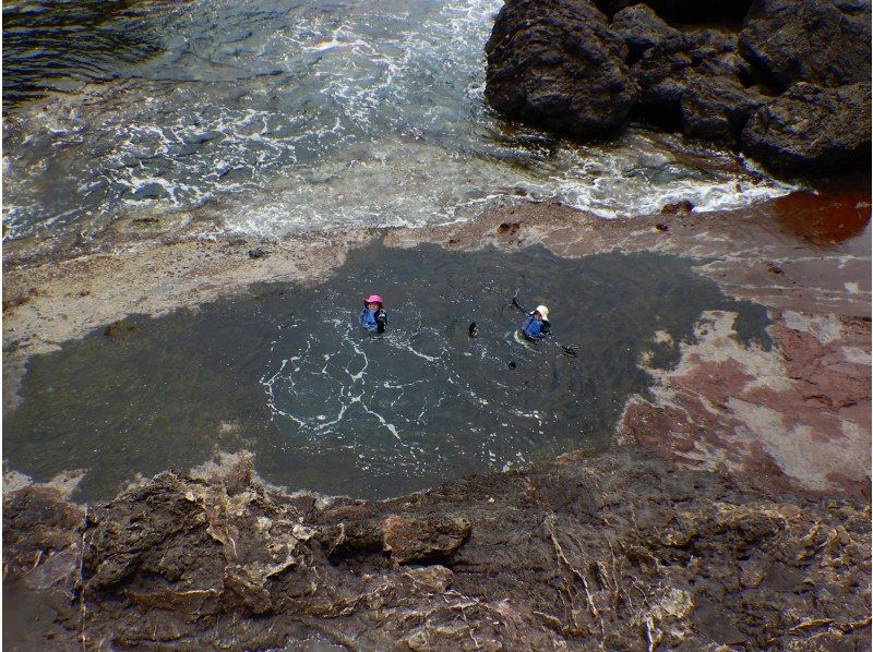 【徳島・美波町】シットオントップカヤックで洞窟探検（カヤック経験者対象）の紹介画像