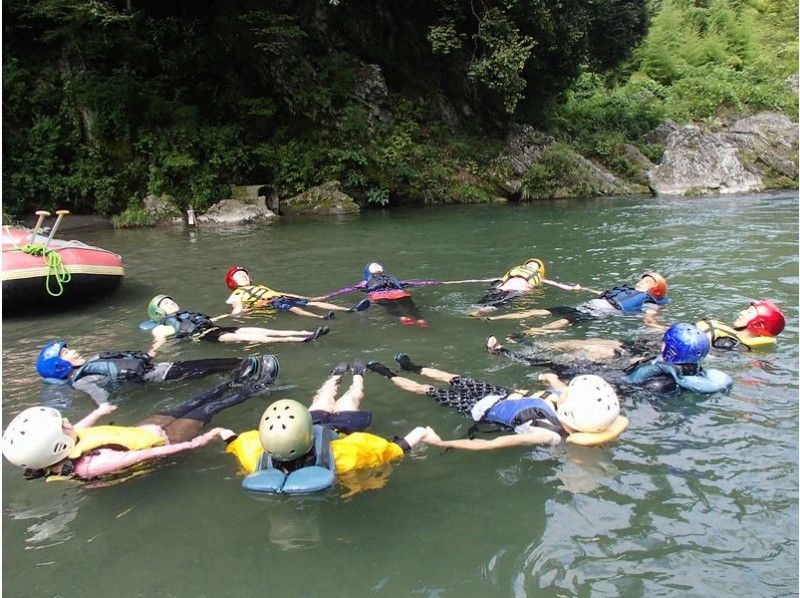 1 day combo plan (canyoning + rafting with lunch)の紹介画像