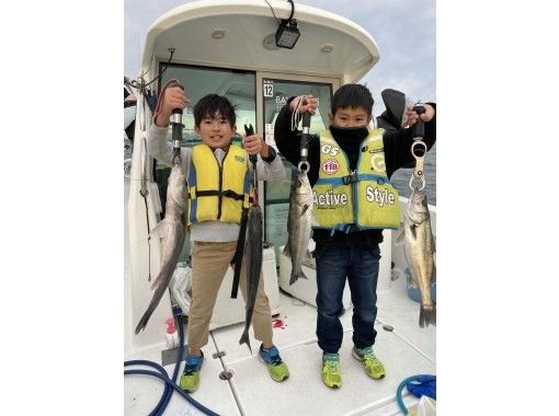 都内駅チカ 浅草駅 築地駅 勝どき駅 家族や仲間だけの 完全貸切 フルレクチャーで安心 手ぶらで船釣りを楽しもう アクティビティジャパン