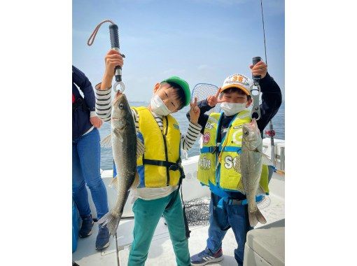 都内駅チカ 築地駅 勝どき駅 家族や仲間だけの 完全貸切船 フルレクチャーで安心 お手軽に船釣りを楽しもう アクティビティジャパン
