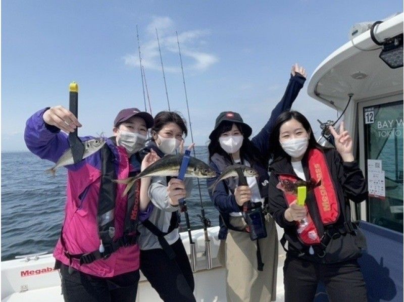 【都内駅チカ／浅草駅.築地駅.勝どき駅 】家族や仲間だけの “完全貸切" フルレクチャーで安心！手ぶらで船釣りを楽しもう！の紹介画像