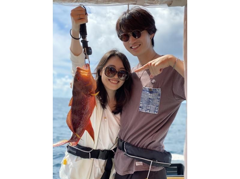 【限定セール中！】狙うは高級魚！初心者も安心サポート付き船釣り体験｜器材無料・手ぶらOK【石垣島・半日】の紹介画像