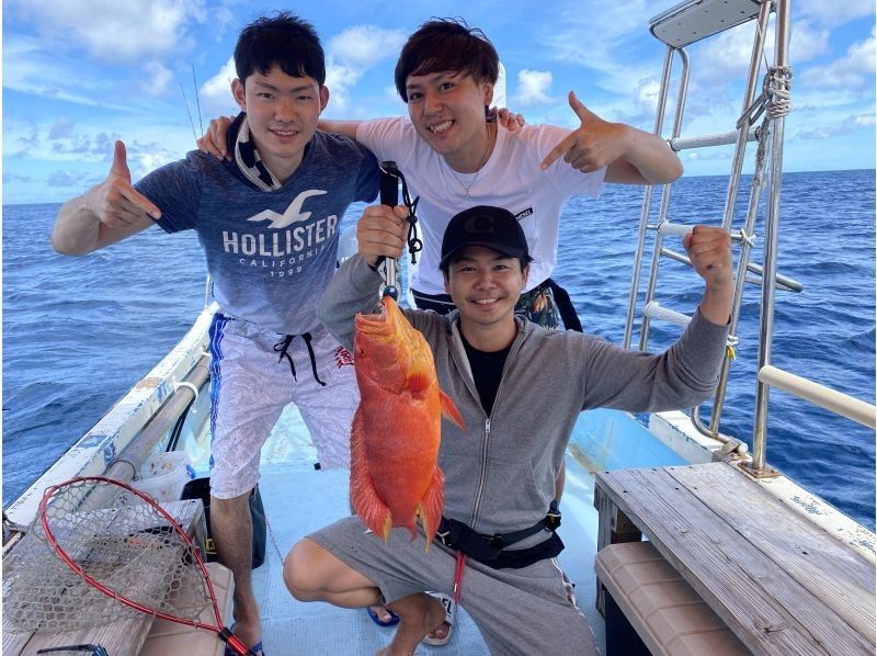 [Okinawa/Ishigaki Island] Aim for high quality fish! ! Even beginners will be fully supported by the captain! Empty-handed, half-day big game fishing courseの紹介画像